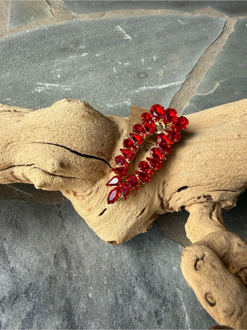 New🌟Free People-Red Crystal Statement Hair Clip